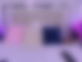 Live cam show with Laura Smith - Fingers on Latina Girls