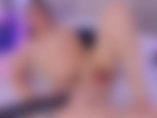 Live cam show with Laura Smith - Strip Latina on https://playwithruby.com | colombia