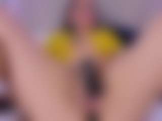 Laura Smith's Live Sex Cam Show