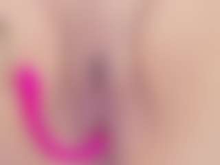 Laura Smith's Live Sex Cam Show