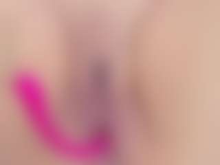 Laura Smith's Live Sex Cam Show