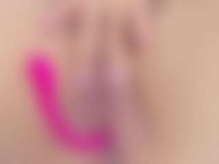 Laura Smith's Live Sex Cam Show