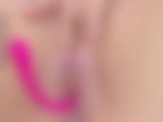 Laura Smith's Live Sex Cam Show