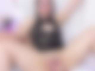 Laura Smith's Live Sex Cam Show