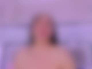 Live cam show with Laura Smith - Sexy on fapnchat