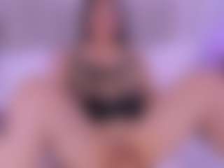 Laura Smith's Live Sex Cam Show