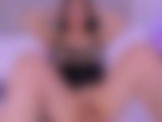 Laura Smith's Live Sex Cam Show