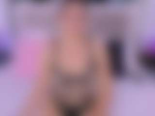 Laura Smith's Live Sex Cam Show