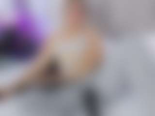 Laura Smith's Live Sex Cam Show