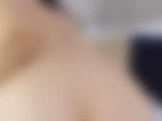 Live cam show with Laura Smith - Foot Fetish BBW on CamClone