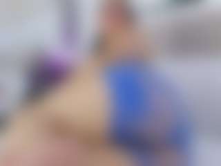 Live cam show with Laura Smith - Thong on anonymated.com