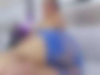 Live cam show with Laura Smith - Tattoos Young Adult on CamSextacy