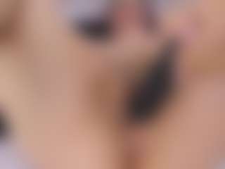Live cam show with Laura Smith - Squirt Young Adult on madthumbs