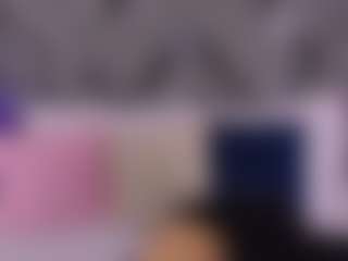 Live cam show with Laura Smith - Double Penetration on slutload