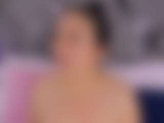 Live cam show with Laura Smith - Oil on Hubzter Live