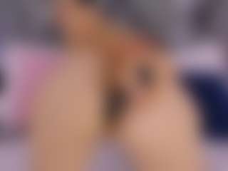 Laura Smith's Live Sex Cam Show