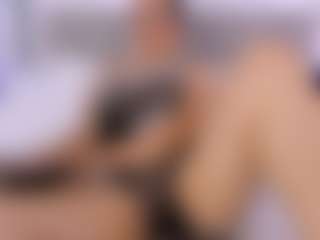 Laura Smith's Live Sex Cam Show