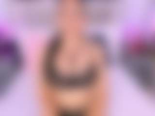 Live cam show with Laura Smith - Tattoos on Camsoda
