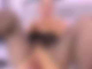 Laura Smith's Live Sex Cam Show