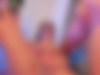 Live cam show with orchid-devourer - Kisses on AdultVida.com