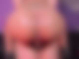 Live cam show with orchid-devourer - HD on madthumbs
