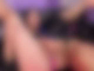 Live cam show with orchid-devourer - Fingering on Camsoda