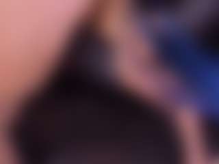 Live cam show with orchid-devourer - Smoking on Camsoda