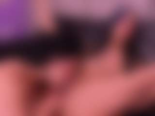 Live cam show with orchid-devourer - Smoking on SxyPornLive
