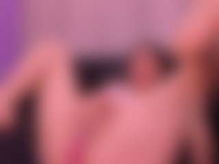 Live cam show with orchid-devourer - Tongue on Camsoda