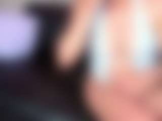 Live cam show with orchid-devourer - Tongue on Camsoda