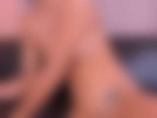 Live cam show with orchid-devourer - Tongue on Camsoda