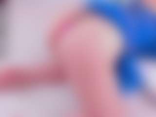 Live cam show with Annette-Potter - Smoking on Camsoda