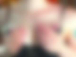 Live cam show with Annette-Potter - Skinny on Camsoda
