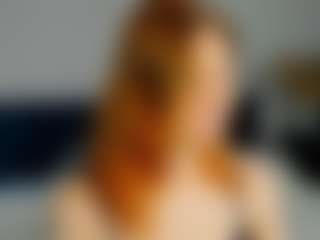 Live cam show with Annette-Potter - Smoking on madthumbs