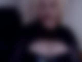 Live cam show with MistressDemiSweet - Muscle on Cam Slut
