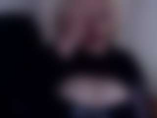 Live cam show with MistressDemiSweet - Strapon on CamwithHer