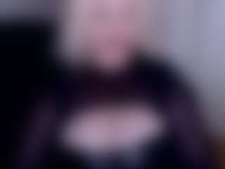 Live cam show with MistressDemiSweet - Femdom on AdultVida.com