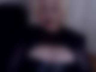 Live cam show with MistressDemiSweet - Oil on Camiplay Live