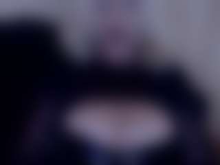 Live cam show with MistressDemiSweet - Latex on TeamSkeetLive