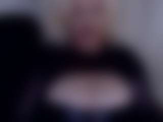 Live cam show with MistressDemiSweet - Dom on Gym Cam Girls