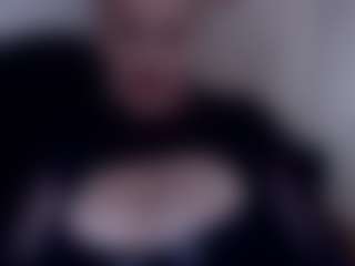 Live cam show with MistressDemiSweet - Camel Toe on pussylord.com