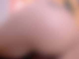 girll18fresa's Live Sex Cam Show