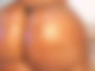 Live cam show with sbr - Public Curvy on Hubzter Live
