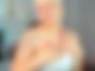Live cam show with Tiffany-Brawn - New Big Ass on Camsoda