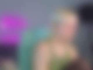 Live cam show with Tiffany-Brawn - Moaning on Camsoda
