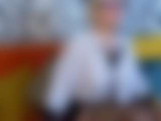 Live cam show with Tiffany-Brawn - Oil on Cam Slut