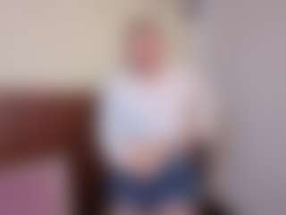 Live cam show with AabbyLee - Butt Plug on Camsoda
