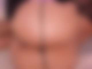 Live cam show with chloe-watsonxx - Tiny Tits on livesexfox.com