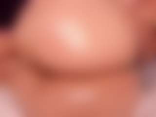 Live cam show with chloe-watsonxx - Domination on Free Soda