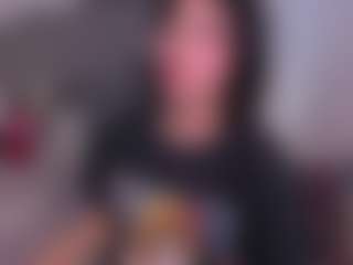 Live cam show with chloe-watsonxx - Ass To Mouth on AdultVida.com